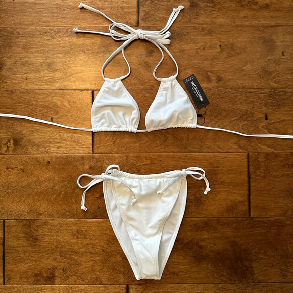 PLT 3pc white bikini and sarong set - Picture 2 of 8